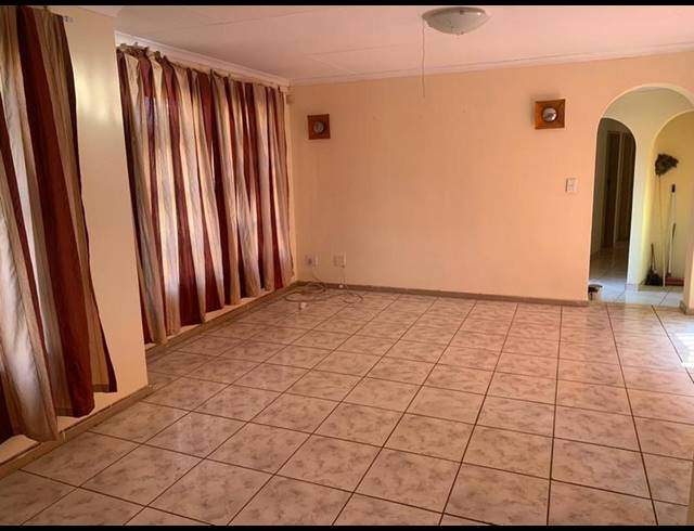 3 BEDROOM PROPERTY TO RENT IN NORKEM PARK